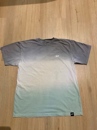 Camiseta Oversize Tricolor