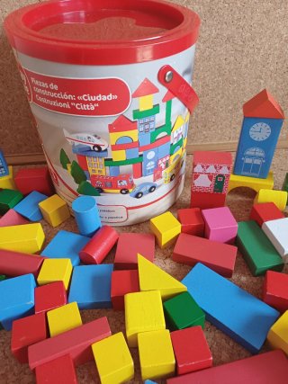 Blocos de construção em madeira