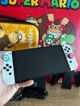 Nintendo Switch OLED BLANCA + accesorios
