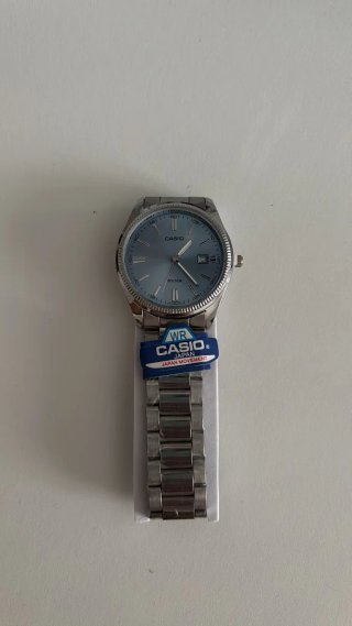 Reloj Casio Plateado