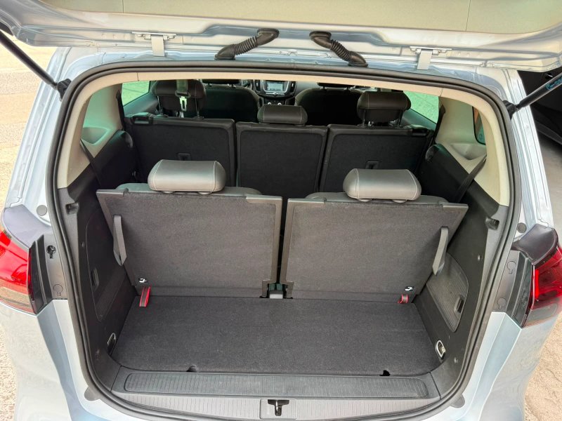 Opel Zafira 2018, foto 21