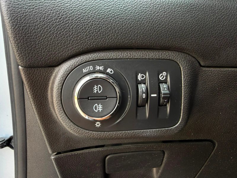 Opel Zafira 2018, foto 26