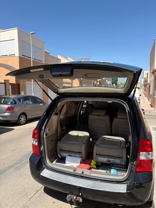 KIA Carnival 2011