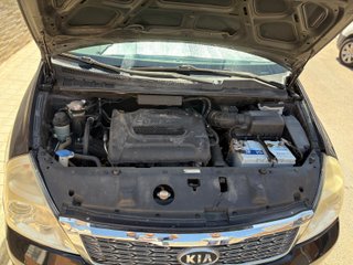 KIA Carnival 2011