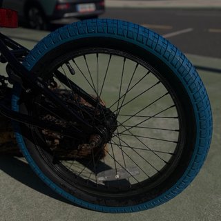 Bicicleta BMX Stolen Negra
