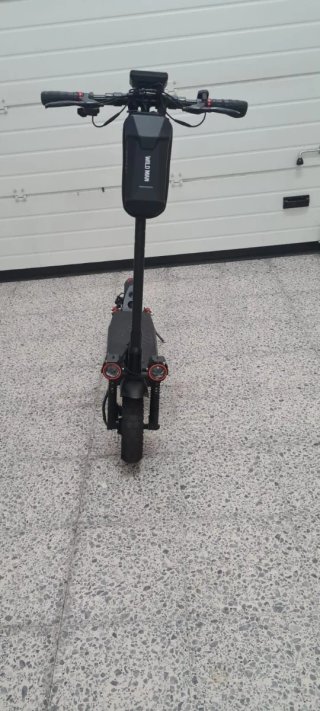 Patinete Eléctrico Swiss+go con Bolsa