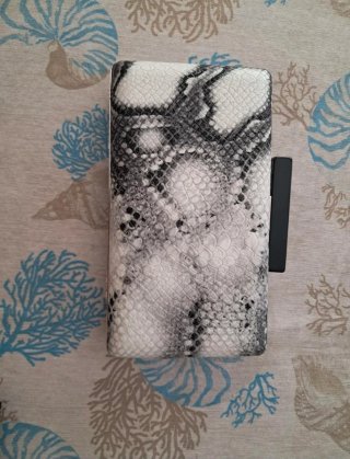 Bolso estampado piel de serpiente