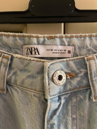 Pantalón Mom Fit Zara