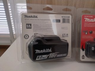 2 baterías Makita LXT 18V 6Ah BL1860B