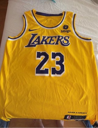 Camiseta Lakers James 23