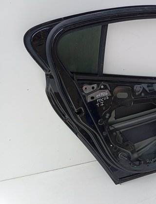Puerta trasera izquierda ford focus active 450065