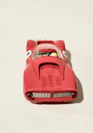 Ferrari 330 rojo claro