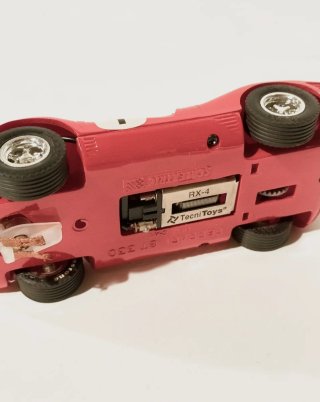 Ferrari 330 rojo claro