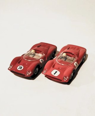 Ferrari 330 rojo claro