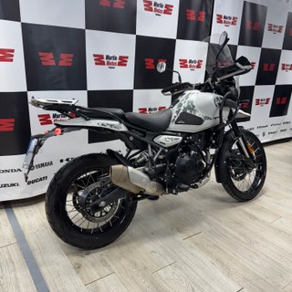 Royal Enfield Himalayan 450 Adventure