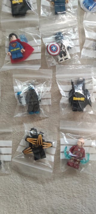 ( 3€ unidad) muñecos Lego súper héroes Marvel DC
