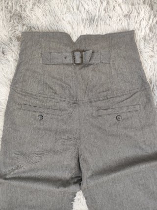 Pantalón Gris de Tiro Alto