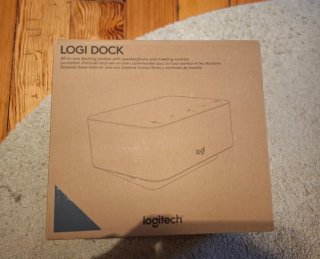 Logi Dock Logitech, docking station con altavoz