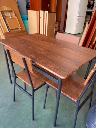 Mesa comedor con 4 sillas madera