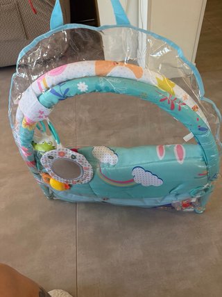 Gimnasio para bebé con arco de juegos