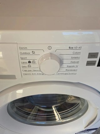 Lavadora Electrolux PerfectCare 600