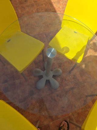 Tavolo da giardino con 4 sedie