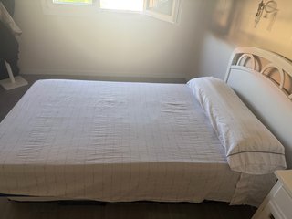Somier de 105cm ,cabecero de madera blanco