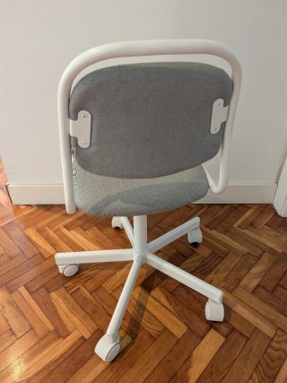 Silla Örfjäll Ikea gris y blanca
