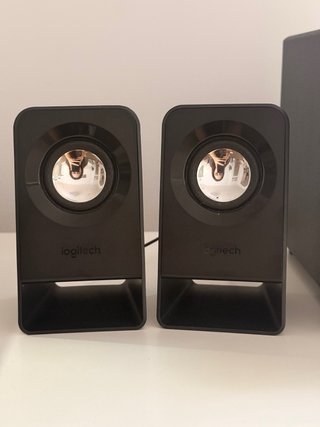 Altavoces Logitech Negros