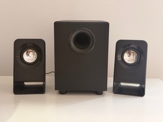 Altavoces Logitech Negros