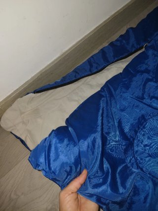 Saco de dormir azul grande