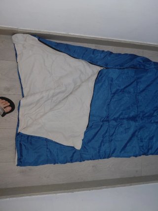 Saco de dormir azul grande