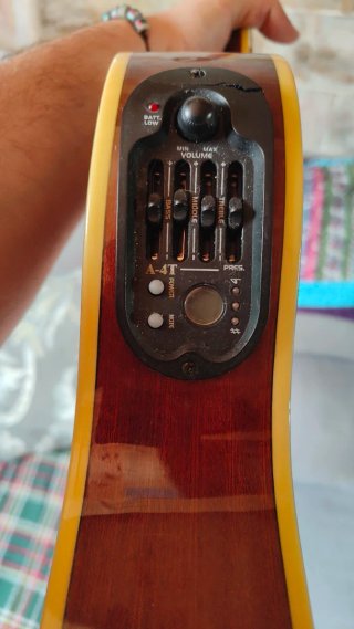 Guitarra Electroacústica Garrido Bossa CE NT
