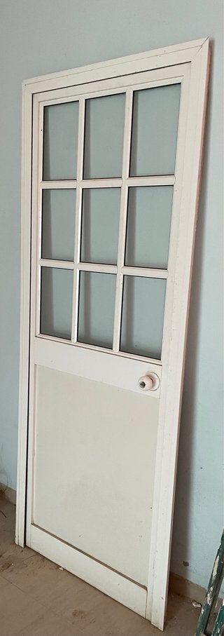Puerta de Aluminio con Cristales