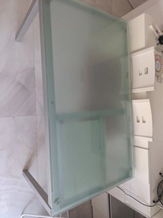 Mesa comedor cristal y metal