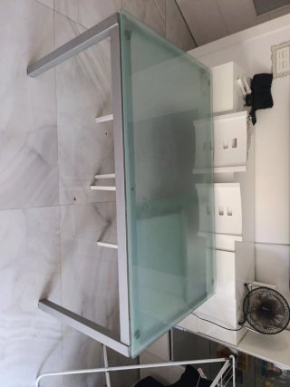 Mesa comedor cristal y metal