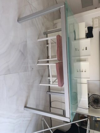 Mesa comedor cristal y metal