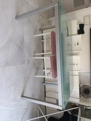 Mesa comedor cristal y metal