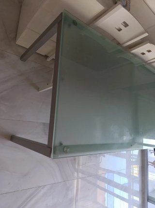 Mesa comedor cristal y metal