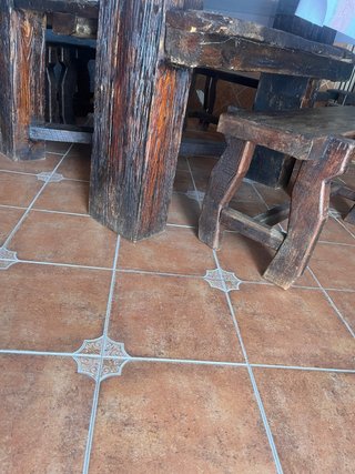 Mesa de madera y cristal rústica