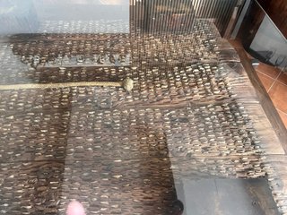 Mesa de madera y cristal rústica