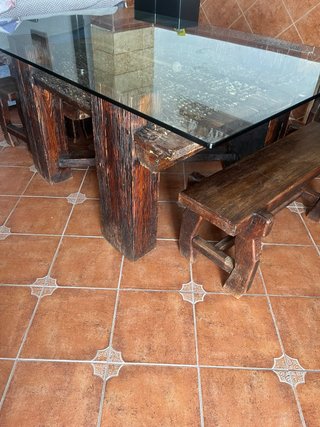 Mesa de madera y cristal rústica
