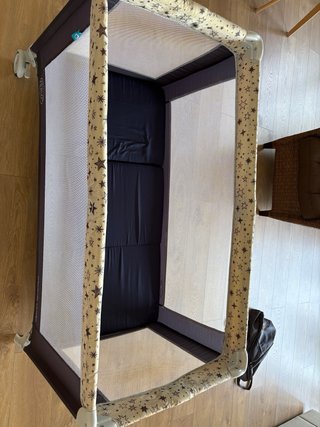 Cuna portátil con colchón plegable