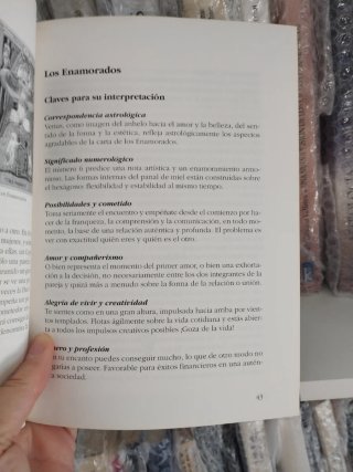 Tarot para mujeres, Gayan S Winter
