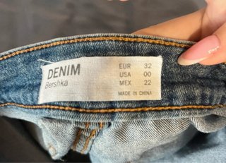 Pantalón corto vaquero Bershka azul