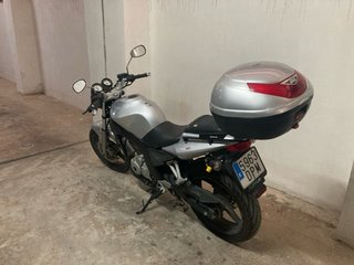 Daelim Roadwin 125 Naked Plata
