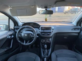 Peugeot 208 2016