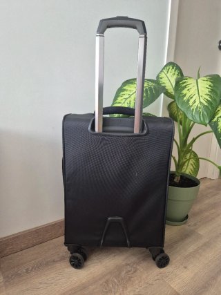 Maleta de cabina negra 4 ruedas
