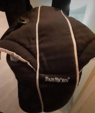 Mochila Portabebé BabyBjörn Negra