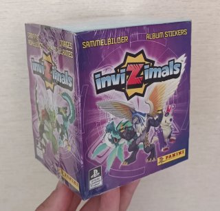 Caja Cromos Invizimals Panini precintada 2010-11